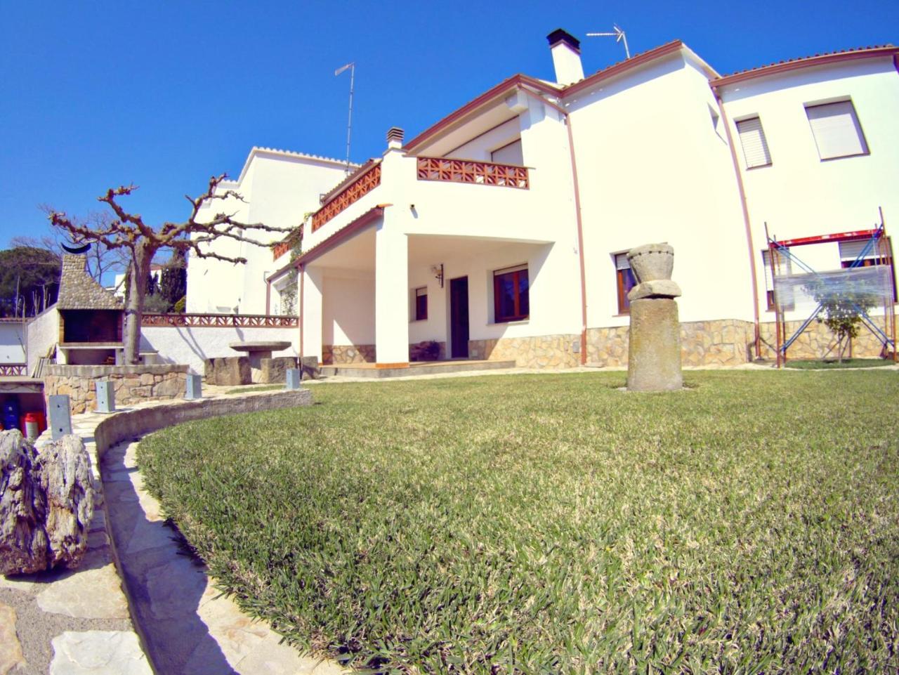 Vacay Apartamento Montgo, Agradable Jardin! En Costa Brava L'Escala! Luaran gambar