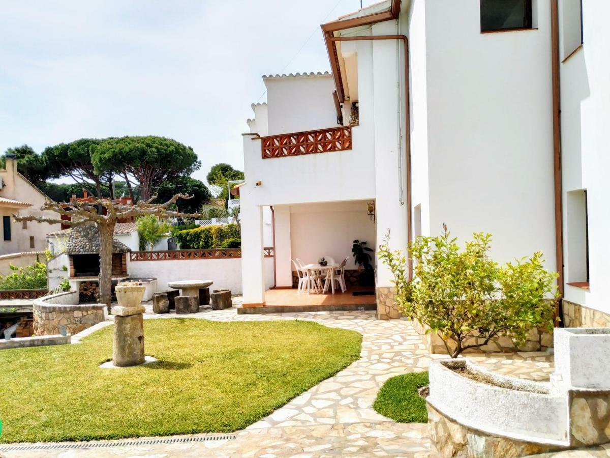 Vacay Apartamento Montgo, Agradable Jardin! En Costa Brava L'Escala! Luaran gambar